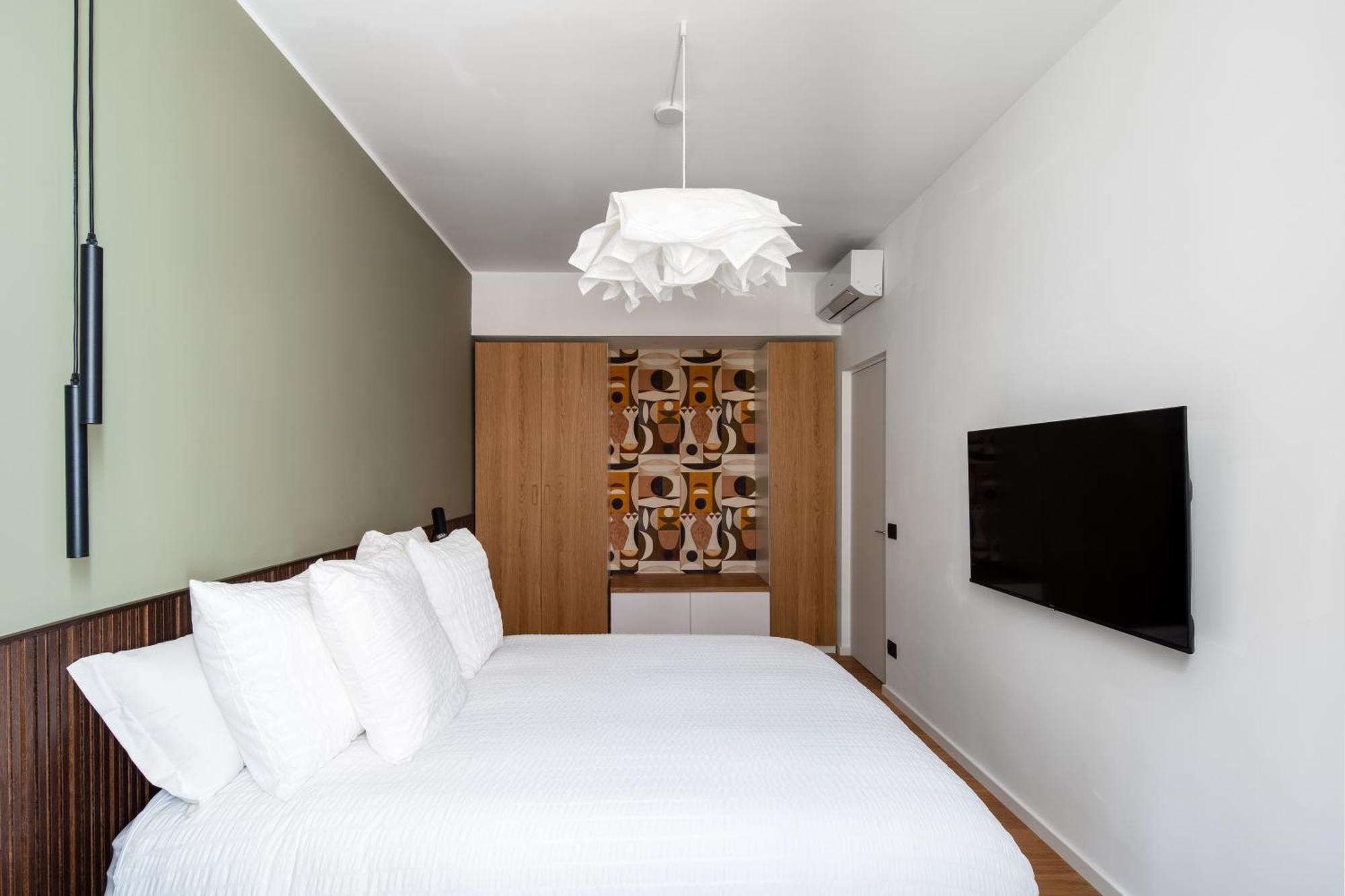 Cereate Apartahotel